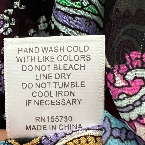 Colorful paisley sheer top - Picture 15 of 16